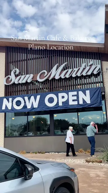San Martin bakery and cafe in Plano finally opened today! My favorite was the ap