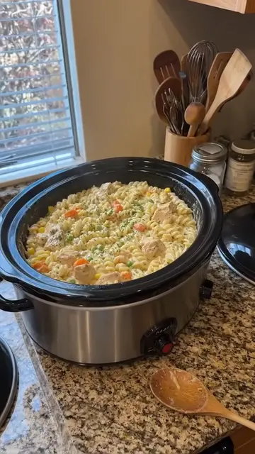 Crockpot Chicken Pot Pie Pasta
 Serves: 6
 Ingredients
 2 lb boneless, skinless 