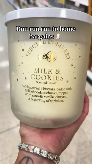 It’s huge and it smells divine #christmas #countdowntochristmas #candle #festive