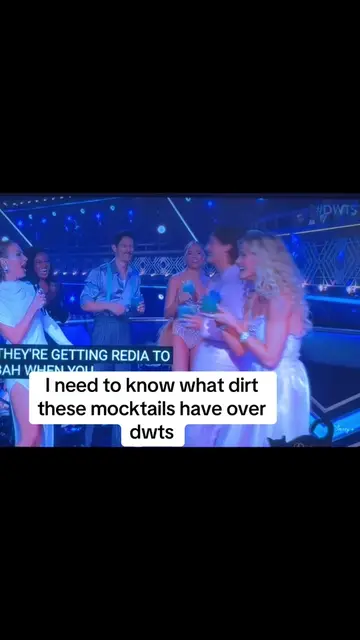 These mocktails have dwts in a choke hold #dwts #juliannehough 