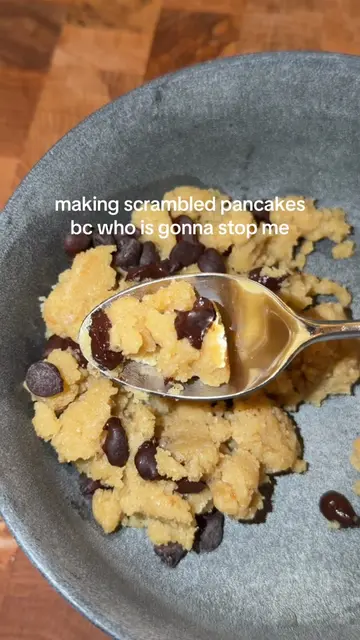 lowkey it tastes like cookie dough ✨ #scrambledpancakes #CookingHacks 