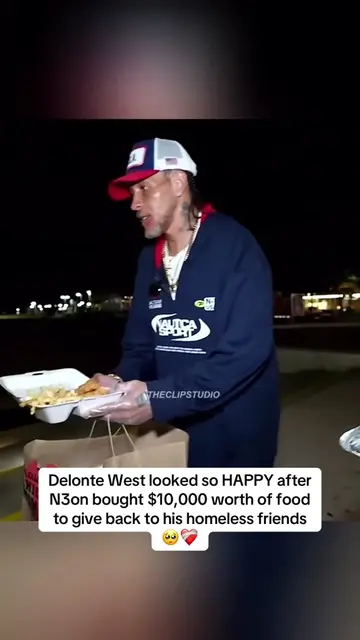 Delonte West looked so HAPPY after N3on bought $10,000 worth of food to give bac
