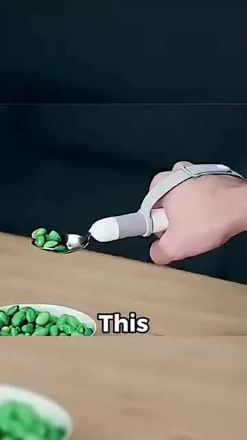 This Smart Spoon Changes Lives 🤯