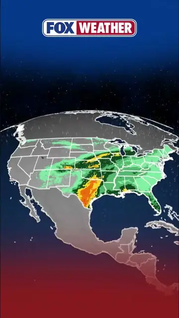 DANGEROUS DOWNPOURS ⚠️: Tropical moisture streaming across America will fuel mor