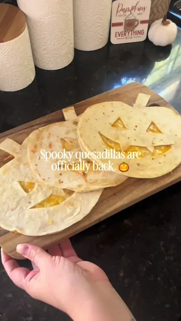 You are absolutely going to want to make these in October. 😂🎃 Spooky quesadill