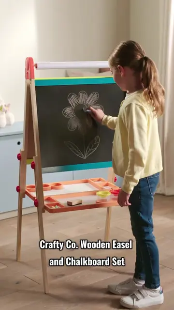 This 2-in-1 Wooden Easel with Accessories is the perfect addition to any playroo