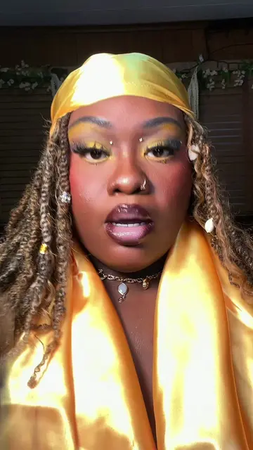 Let’s get back in focus🤭💛⭐️ #yellowmakeup #makeuptransformation #makeuptransit