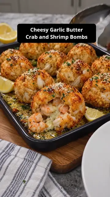 Cheesy Crab and Shrimp Stuffed Bombs Juicy shrimp, sweet lump crab, and plenty o