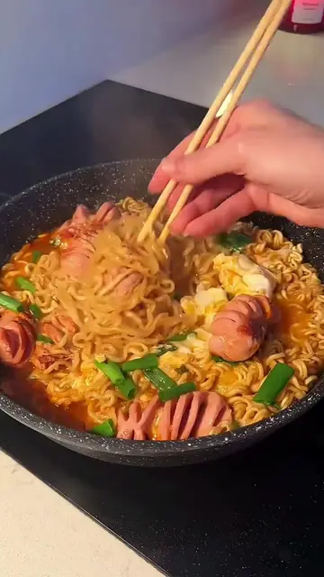 Send this to a friend who loves ramen 🍜❤️ #dinner #DinnerIdeas #EasyRecipes #ра