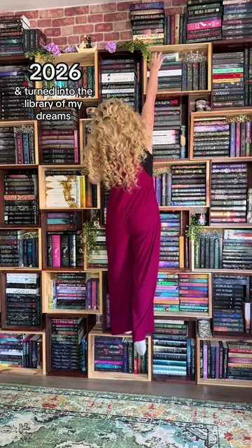 My DIY Crate Bookselves 4 years later… #bookshelf #fantasybooks #bookish #books 