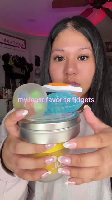 let’s go through my least favorite fidgets 😔 #fidgettoys #asmr #fidgets #squish