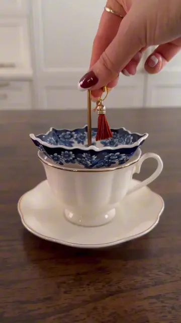 Comment ‘TEA’ if you want yours 🔗  How beautiful is this tea infuser? #tealover