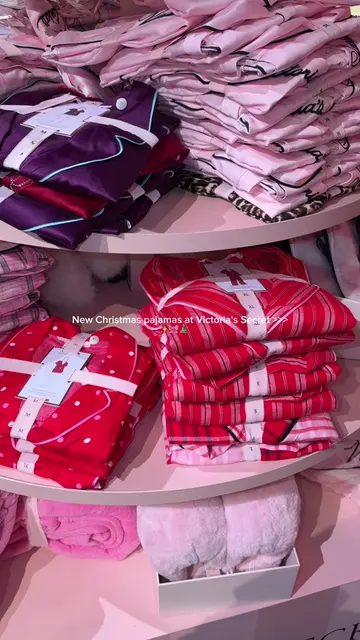 Christmas pajamas @Victoria's Secret 😍✨💖💋 #fyp #victoriassecret #pajamas #chr
