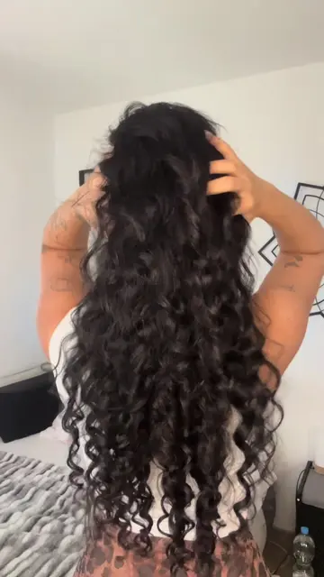 love it so much!!!🙏 #heatlesscurls #overnightcurls #bademantelgürtel 