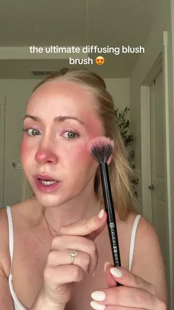 This blush brush is too good, obsessed is an understatement. Thanks for always m