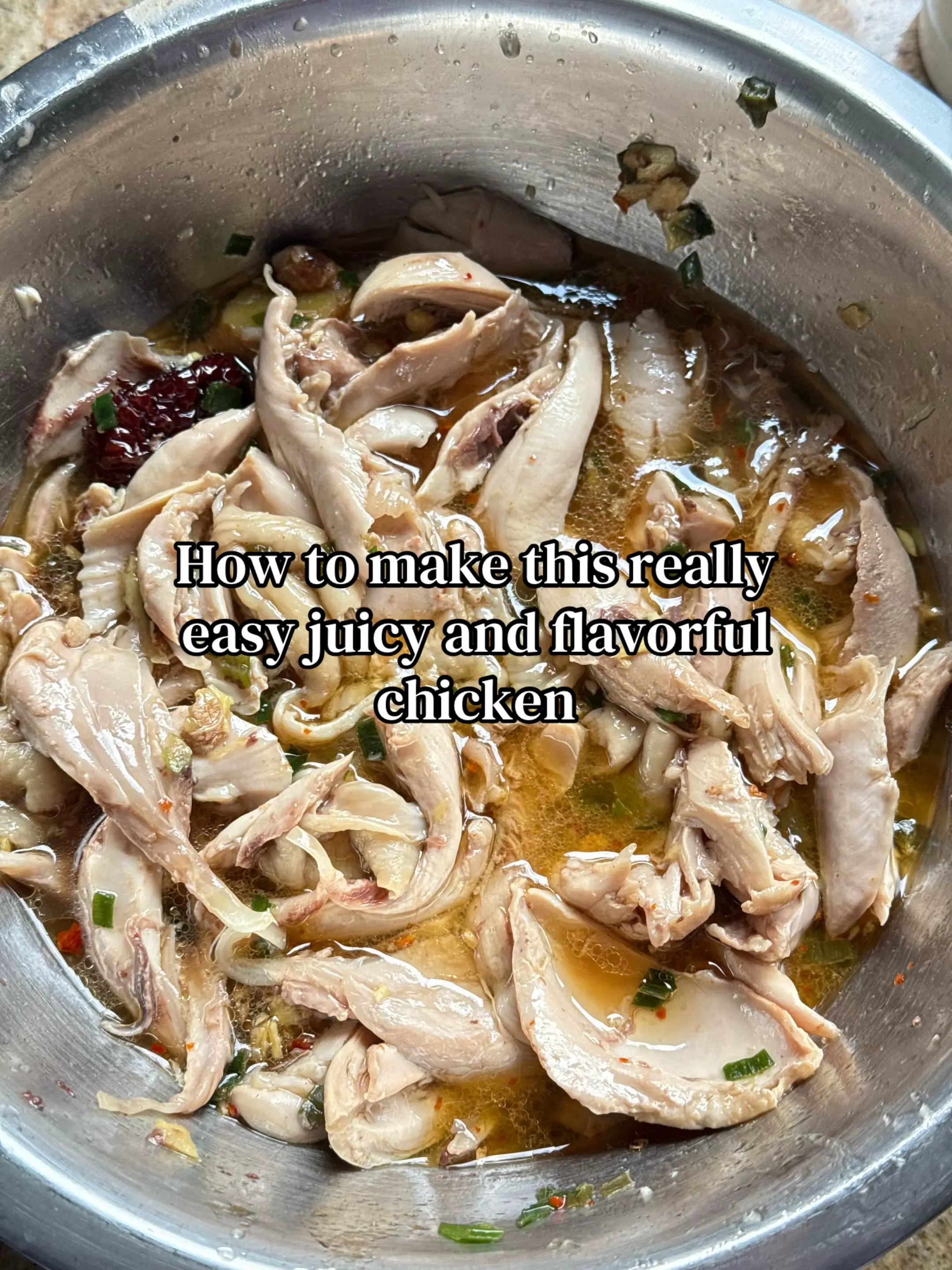 Here’s the recipe for the best steamed chicken!! It’s so simple to prepare and t