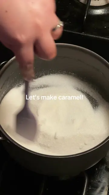 omggg perffff! 😍 LOVE IT! #caramel #homemade #syrup #baking #cooking 