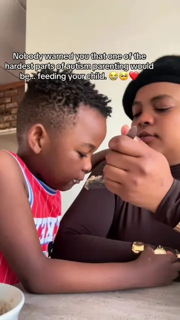 One of the difficult parts of autism parenting? Feeding your child. 🥺❤️ It’s no