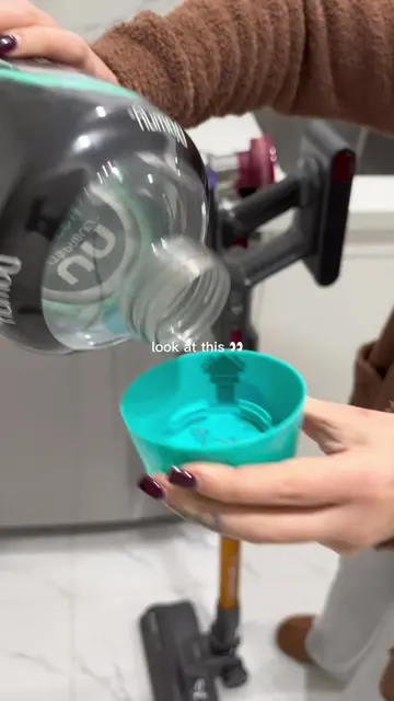 Cleaning hack unlocked: vacuum + scent boosters = HEAVEN 🫧 #CleaningHacks #Clea