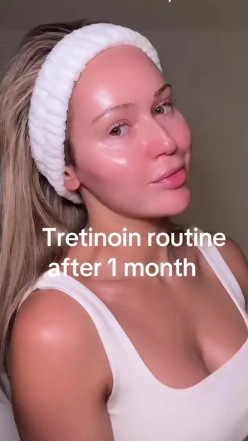 I was using the sandwich method with moisturiser before and after tretinoin. Aft