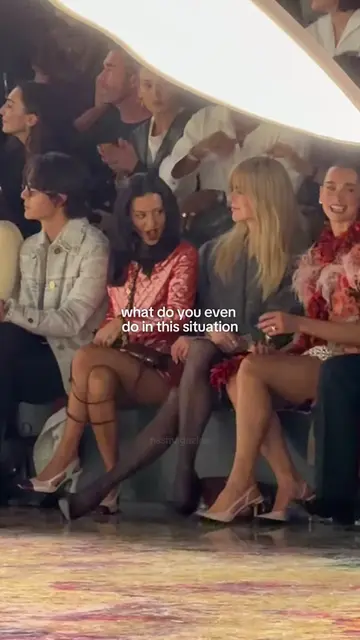 we felt the aura of this group 3 shows ago @ChanelOfficial  #dualipa #pedropasca