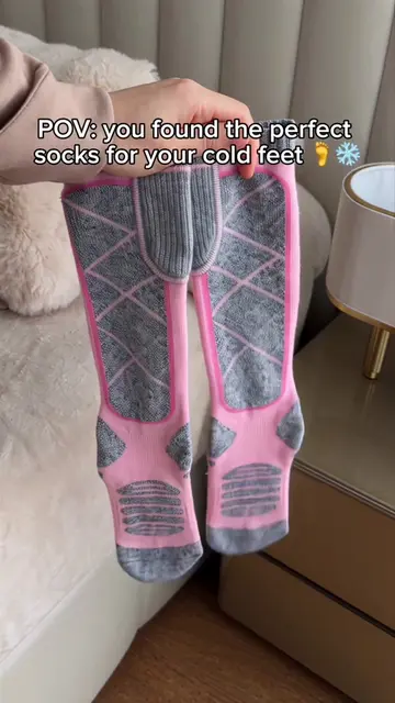 Comment “socks” if you’d buy a pair 😭🔥#winter #coldfeet #socks #comfort #cozy 