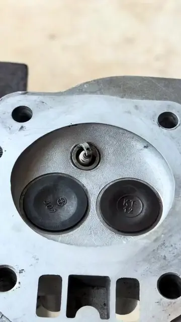 Only expert mechanics know this technique😱🇺🇸 #trending  #automobile  #usa  #D