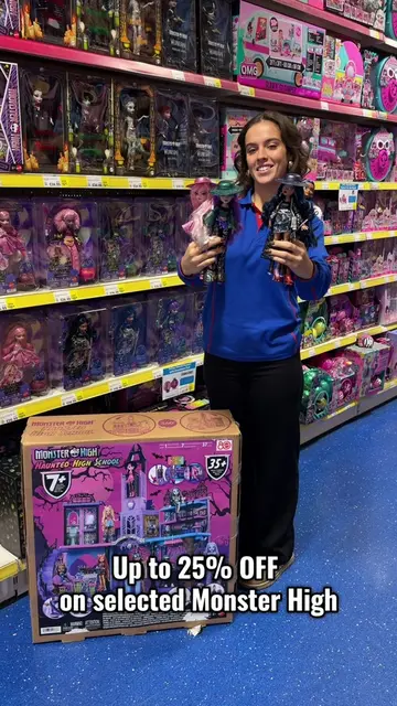 On my way to Smyths Toys when I hear.. up to 25% OFF on selected Monster High! �