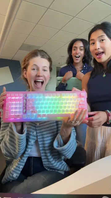 working overtime to get my coworkers new keyboards lol #keyboardasmr #creamykeyb