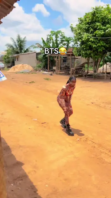 @Thatrobotgirl🤖 moves 😂😜 guys please follow@My backup account I promise to fo