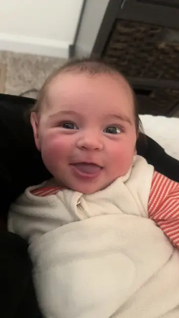 She wants to talk already🥰 #babies #babiesoftiktok #babygirl #3monthsold #babym