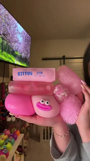 Pink Squishy ASMR!! someone requested i do pink so here’s pink!! #creatorsearchi