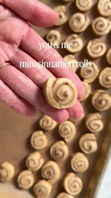 Mini Cinnamon rolls 😋  #cook #recipes #FoodTok #viral #fyp 