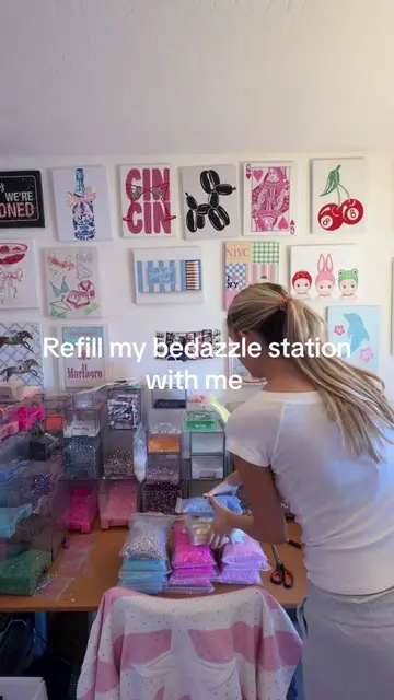My type of therapy😌 Shop our website now! #bedazzlekit #diykits #bedazzle #girl