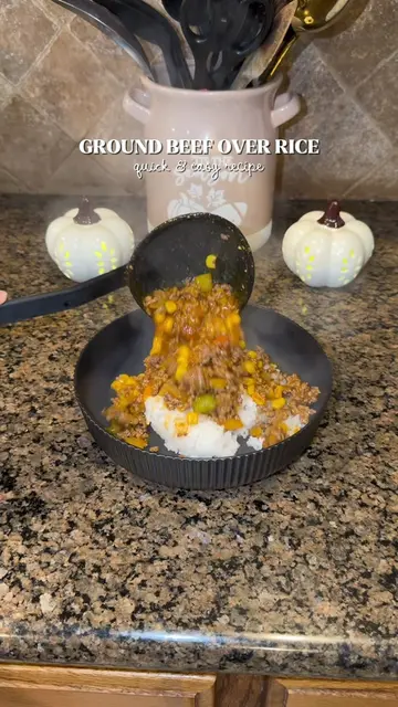 Easy taco ground beef over rice 🌮🍚🤎 One pan, simple ingredients, and a quick 