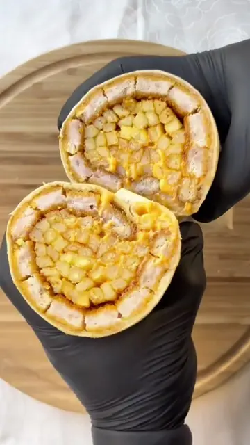 VIRAL CHICKEN BURRITO 🌯🔥 #fastfood #viral #FoodTok #trending #resipes 