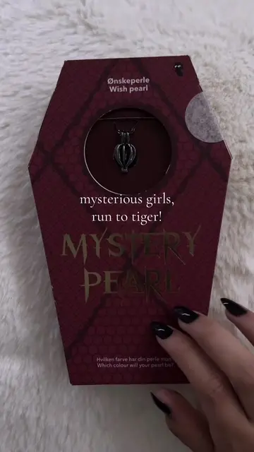 obsessed with this mystery box! #tiger #mysterypearl #pearlnecklace #umboxing #d