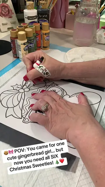 🍪🎀 Meet Ginger Sweetie! ❤️🎄 Getting this little cutie traced and ready to pai