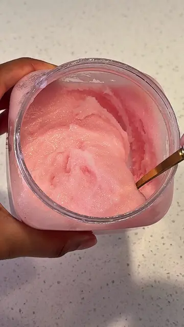 DIY Pink Honey Sugar Body Scrub 🍯🌸🫧 This homemade scrub leaves your skin feel