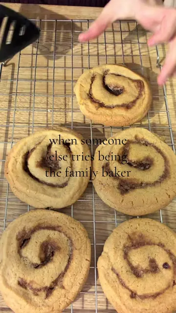 no one can take my place #fyp #foryoupage #baking #cookies #familybaker 