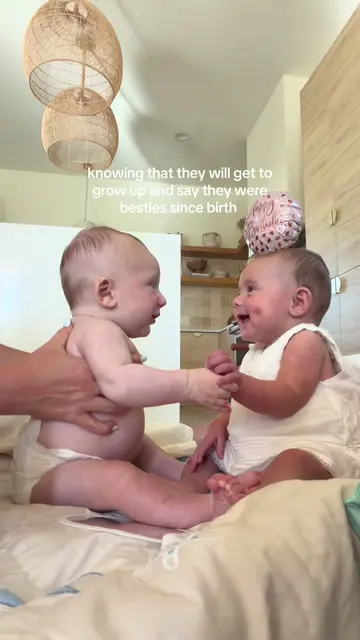 what if they fall in love 😝😅🤞🏻 #besties #babybesties @chameymedlin 