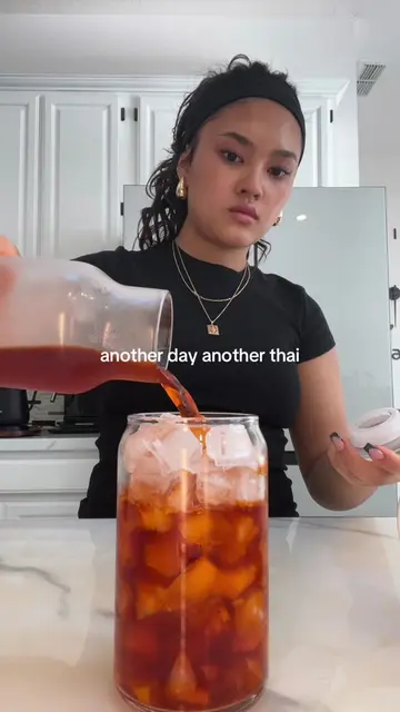 i promise im working on a thai tea tutorial/recipe now!!! #thaitea #morningdrink