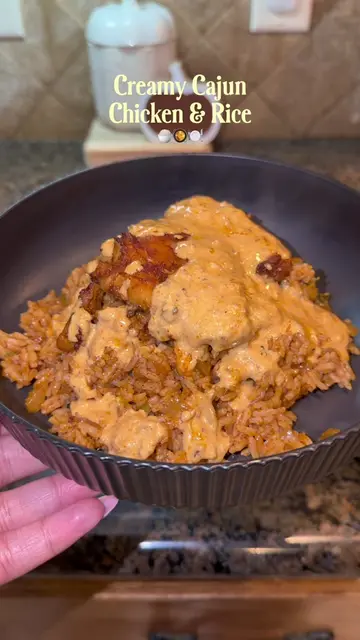 Creamy Cajun Chicken & Rice 🤤🍗 A quick, flavorful dinner idea with all the cre