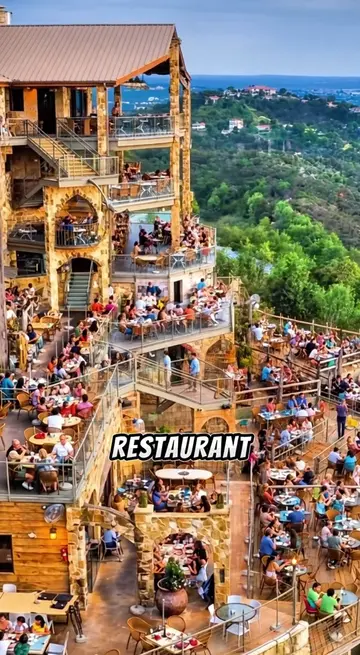 The largest restaurant in the United States, serving over 2,800 people at once. 