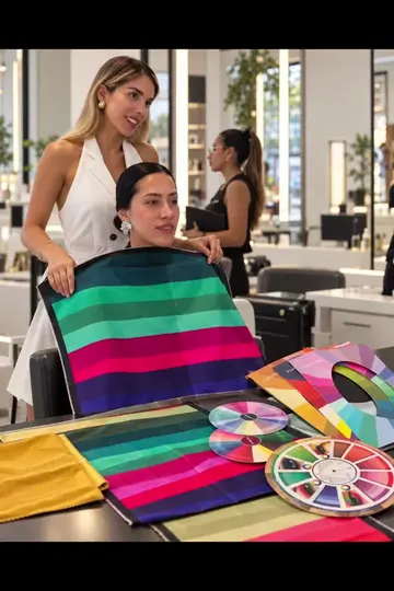 La imagen también se construye a través del color. En cada asesoría de colorimet