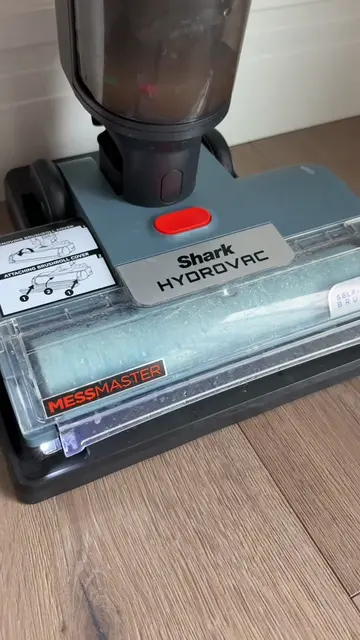 Can’t beat the self cleaning mode.. #sharkhydrovac #vacmop #vacuummop #cleaning 