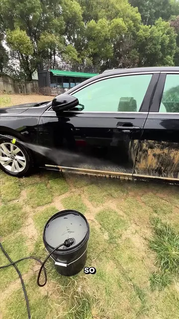 Drop the intake hose right into a bucket! No garden hose hookup needed, start wa
