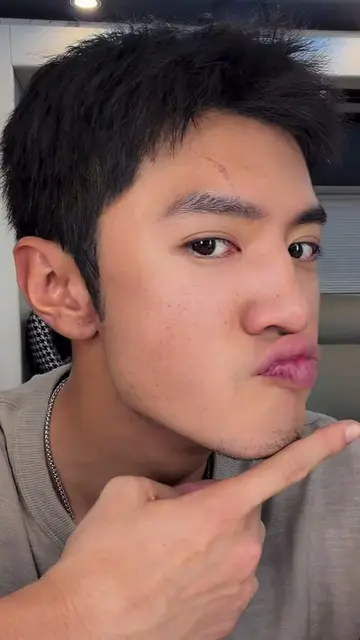 อวดไรหนวด พูด Eng อีก น่ารัก 5555 #เฉินเจ๋อหย่วน #เฉินเจ๋อหยวน #chenzheyuan #lig