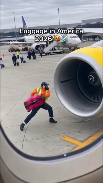 This is how I skip the baggage line at the airport. 😎