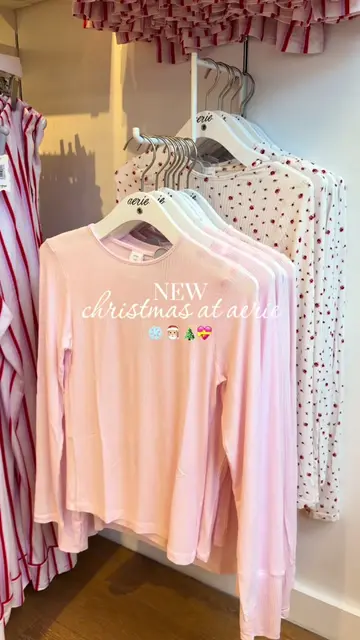 NEW Christmas at aerie!❄️🎅🏼💝 linked on shop my! @aerie #aerieset #christmaspj